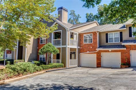 retreat at peachtree city apartments.